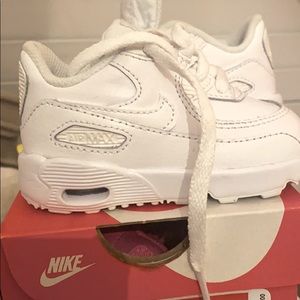 Toddler size 4C white air Max